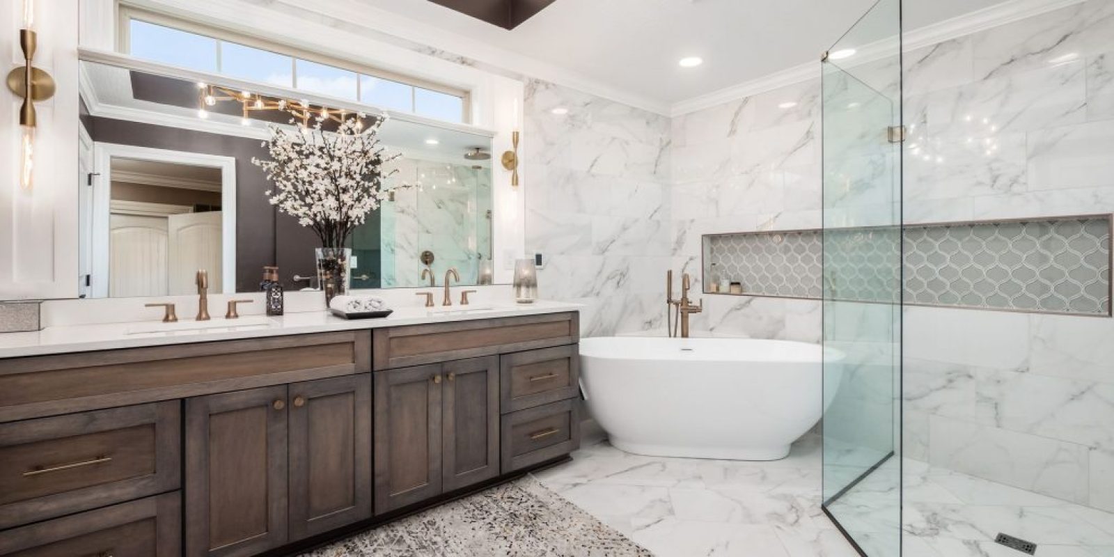 Blacklick Ensuite Bathing Beauty